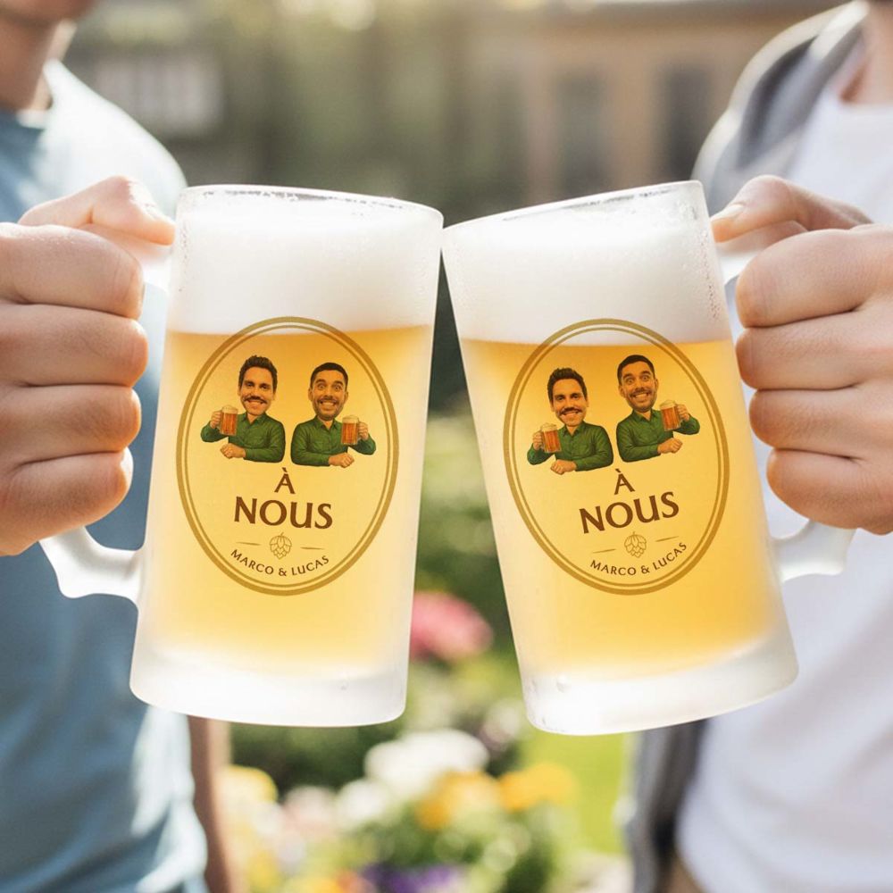 Chope de bière personnalisée avec deux visages et logo