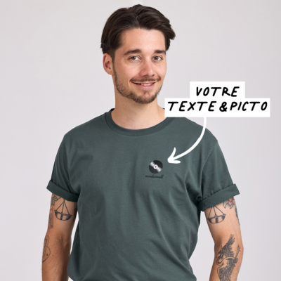 T-shirt brodé Vert foncé avec texte et picto