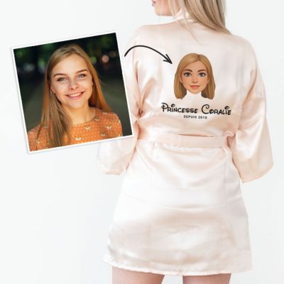 Robe de chambre en satin personnalisée avec photo cartoon et texte