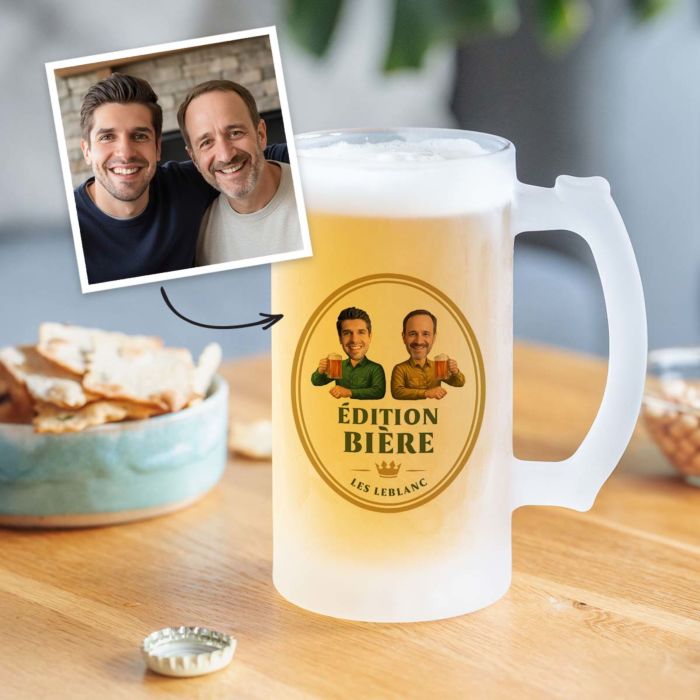 Chope de bière personnalisée avec deux visages et logo