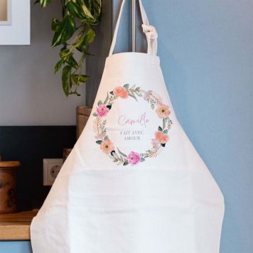 Tablier de cuisine personnalisé avec couronne de fleurs et texte