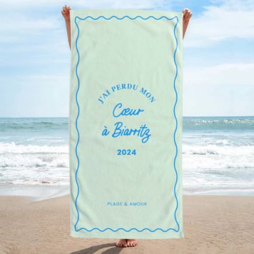 Serviette personnalisée avec fond coloré et texte