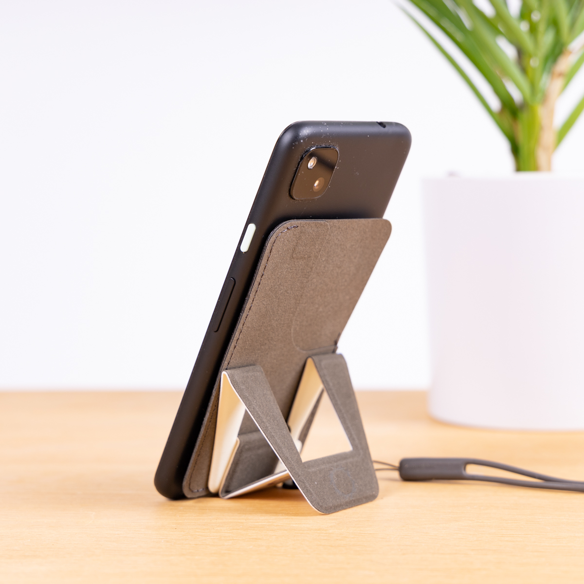 Support Smartphone avec compartiment pour cartes