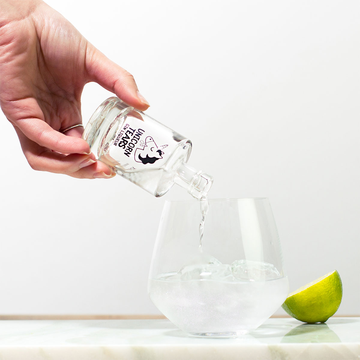 Mini Fiole de Larmes de licorne au Gin