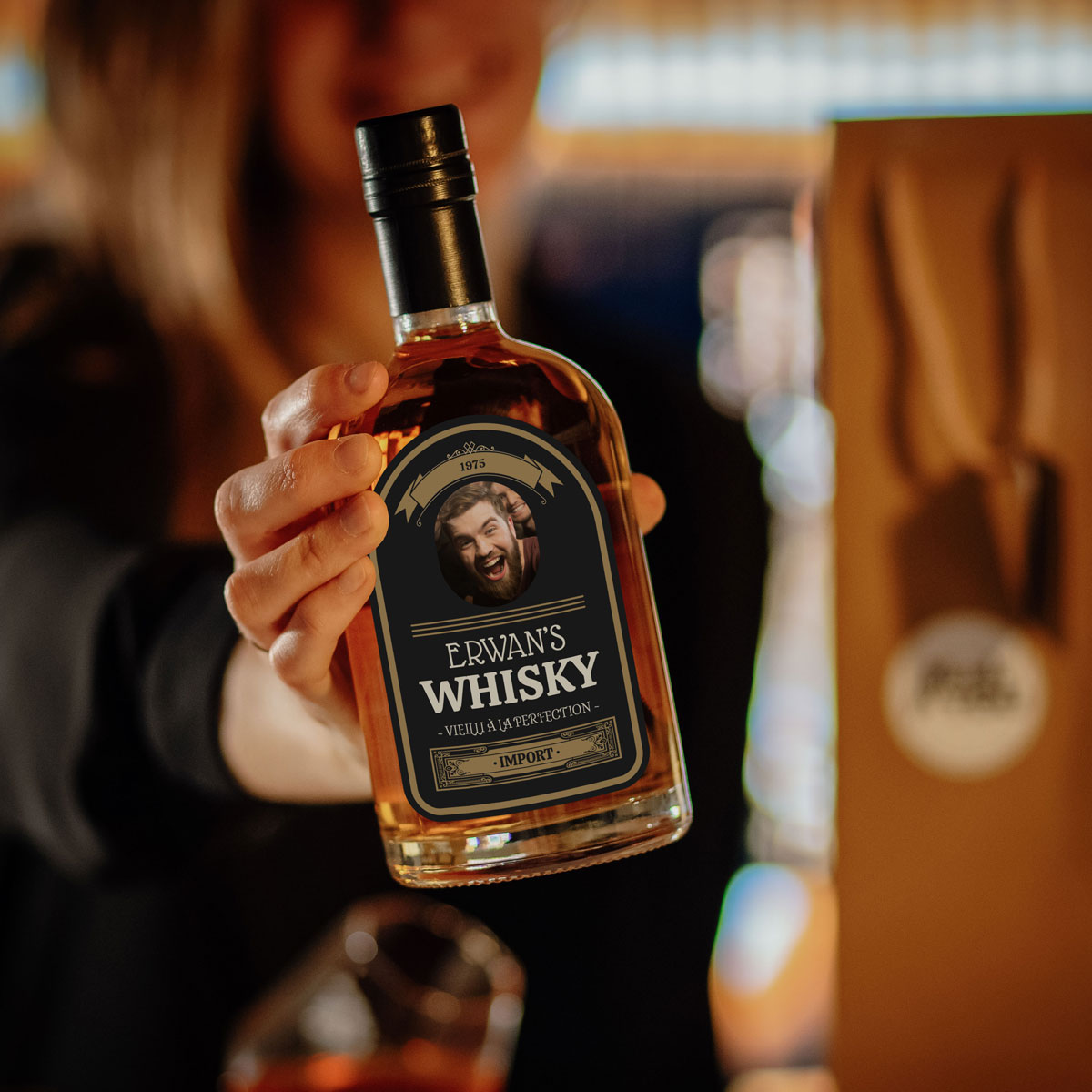 Bouteille de whisky personnalisée avec photo et texte - Design Vintage