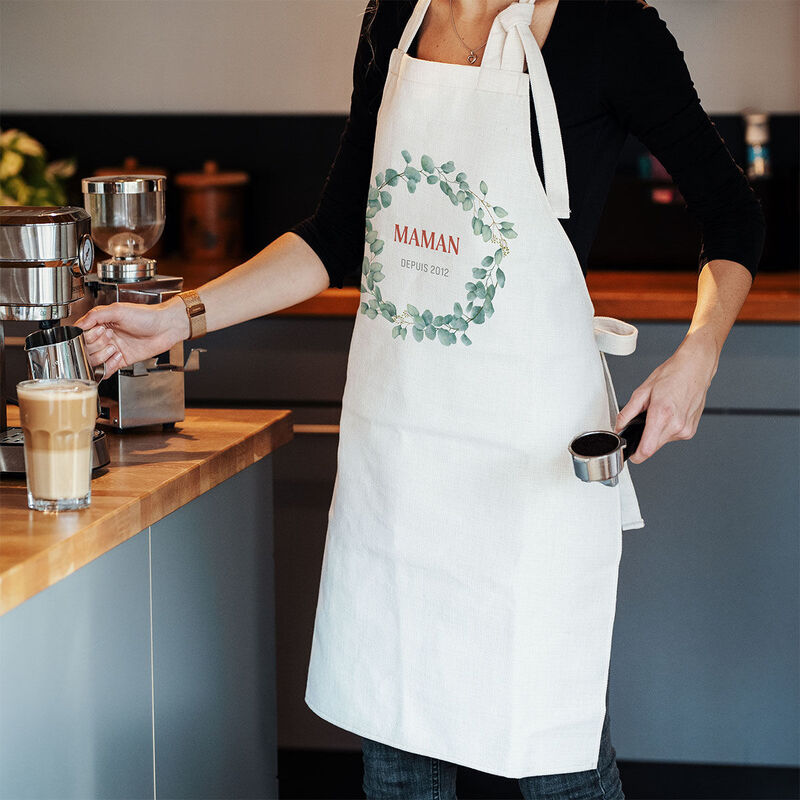 Tablier de cuisine personnalisé avec couronne de fleurs et texte