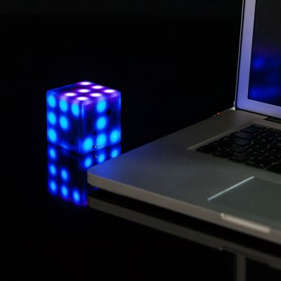 Jeux & Farces - Rubik's FuturoCube - Le dé du futur